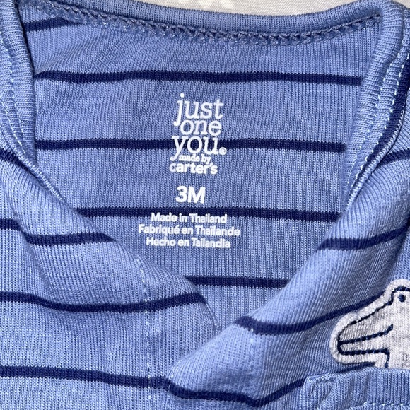 Stripped Carter’s Button Top - Picture 3 of 4